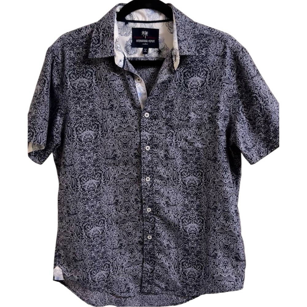 Tropical Collection Report Navy White Contrast Cuff Short Sleeve Shirt Medium